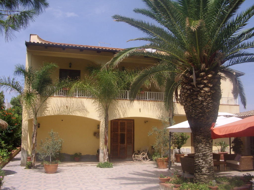 B&B Valoroso Village Licata Eksteriør billede